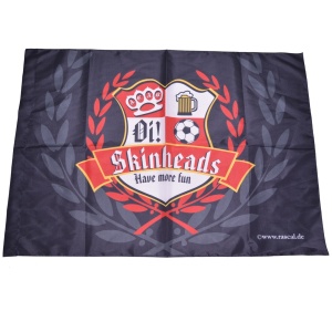 Fahne Skinheads have more fun